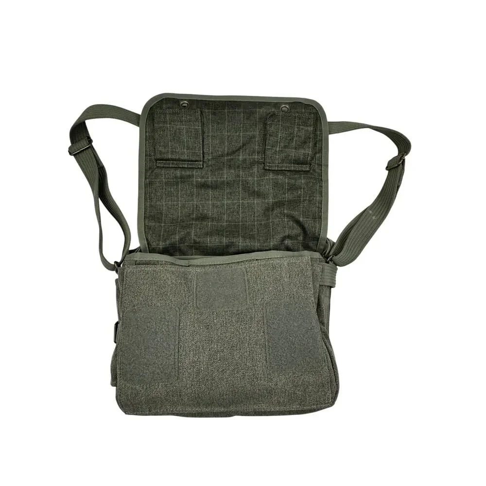 Think Tank Retrospective 7M Shoulder Bag for DSLR and Mirrorless Cameras